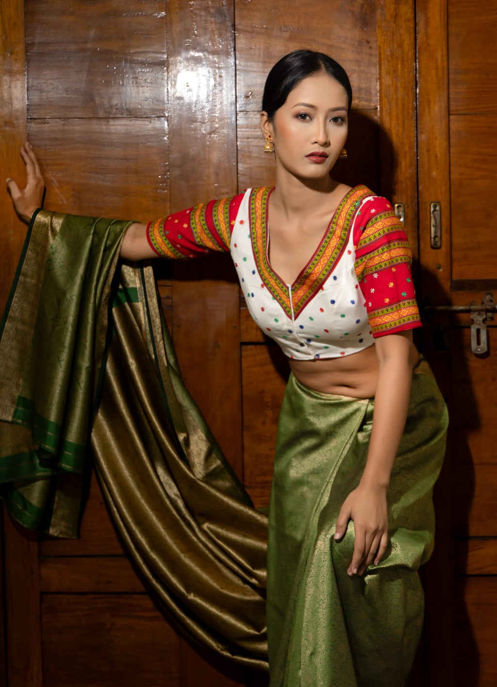 V-NECK BLOUSE WITH TRADITIONAL PATTERNS OF TRIPURA