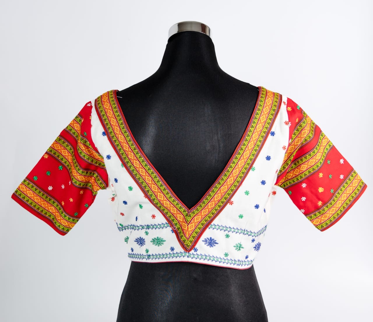 V-NECK JAPI BLOUSE WITH TRADITIONAL PATTERNS OF TRIPURA