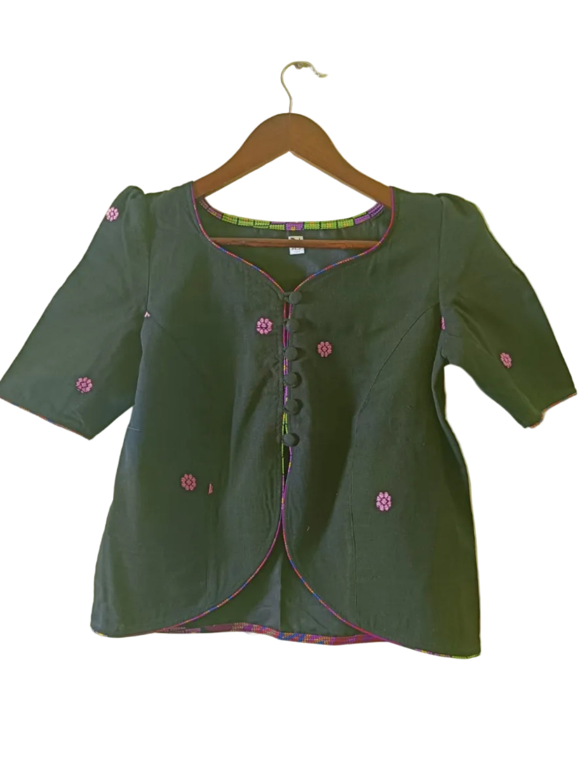 COTTON  TOP WITH TRADITIONAL MOTIFS