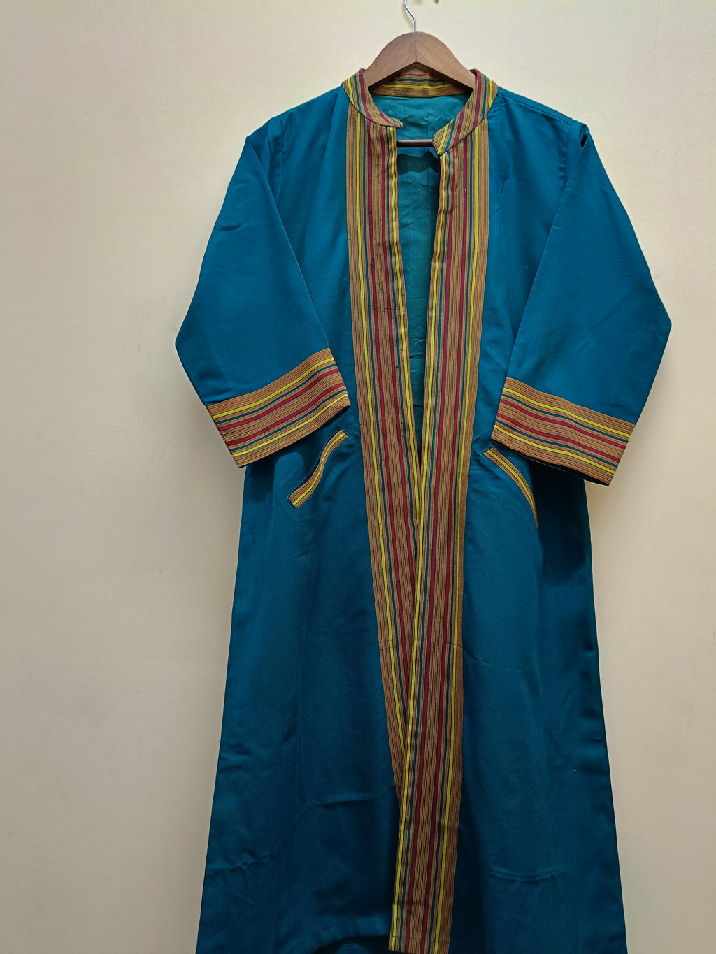 Long Cotton Shrug with Traditional Motifs