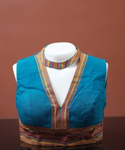 HALTER NECK CHOCKER STYLE BLOUSE WITH TIWA PATTERN