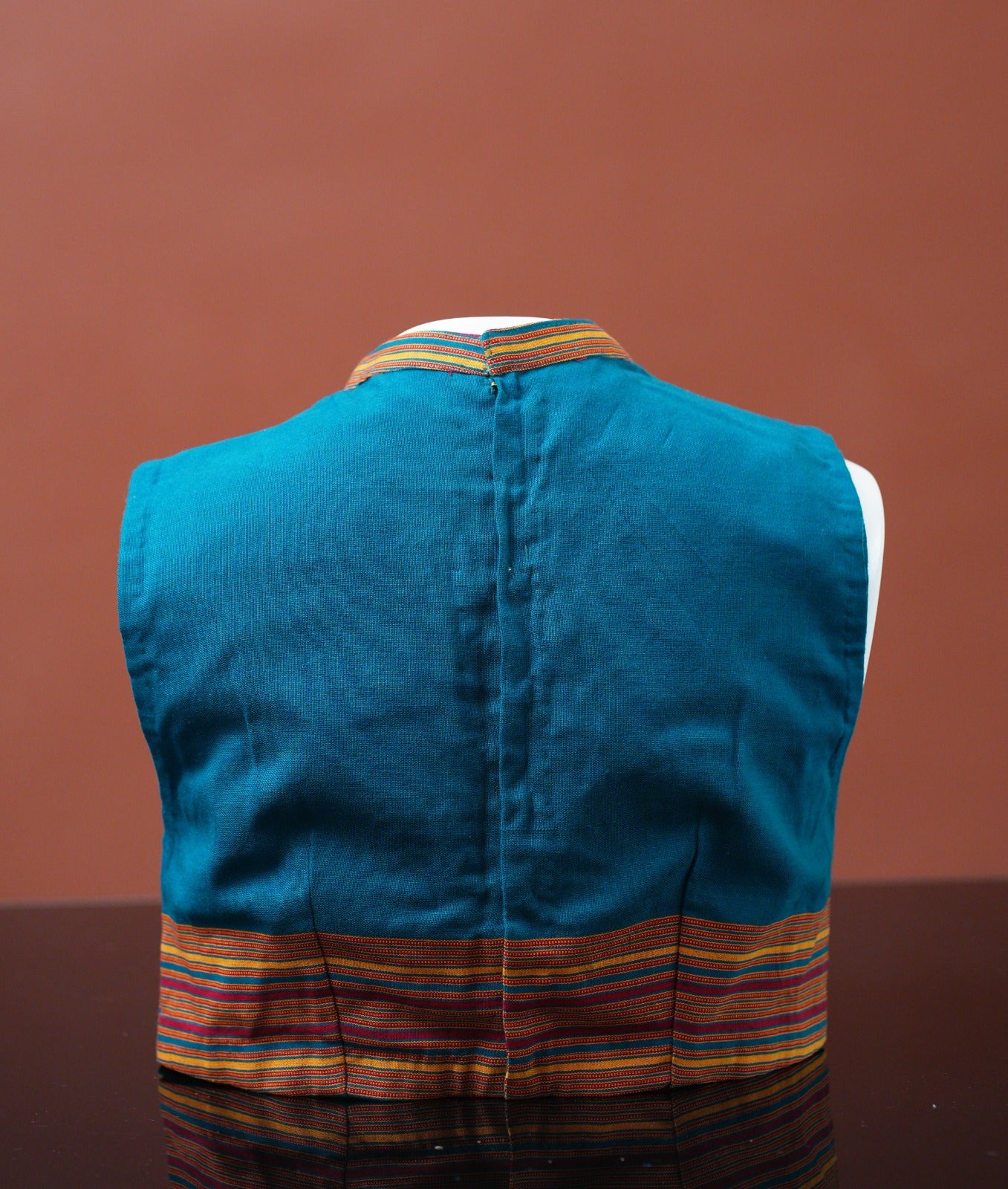 HALTER NECK CHOCKER STYLE BLOUSE